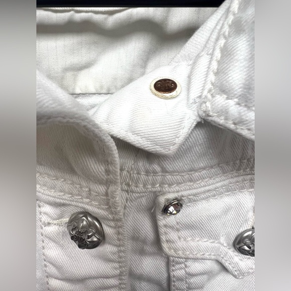 Miss Me- Juniors‎ White Jean Jacket, Medium - Picture 3 of 10